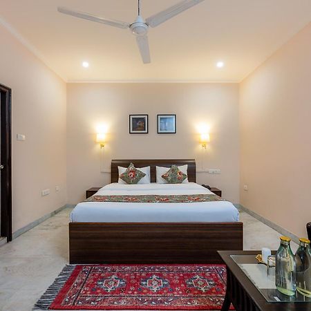 Nine Palms Resort Джапур Экстерьер фото